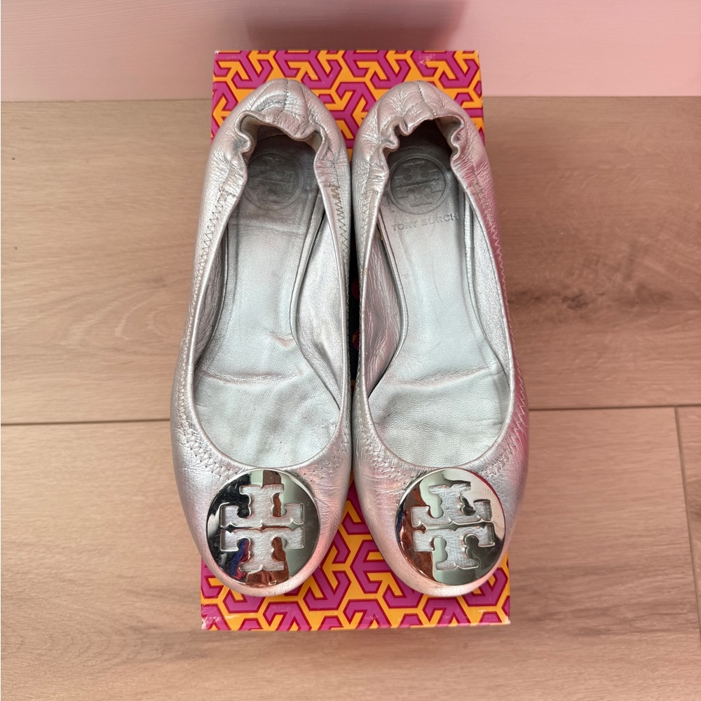 Tory Burch Metallic Silver Reva Ballet Flats